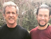 Mel Gibson lesz az apja Mark Wahlberg-nek! 