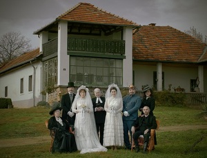Érzelemdús családregény a XX. századon keresztül