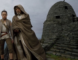 Az új Star Wars film még a nem rajongókat is lázba hozza!