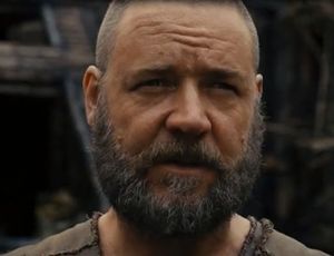 Russell Crowe megmutatná filmjét a pápának