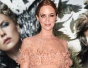 Emily Blunt a Hófehér és a vadász folytatásában? 