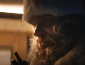 A Stranger Things sztárja őrült Télapó lesz 