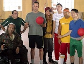 Folytatódik a legdilisebb film! Jön a Kidobós 2!