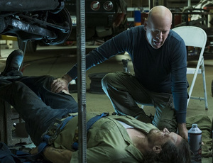Bruce Willis ismét úgy tombol, ahogy régen!